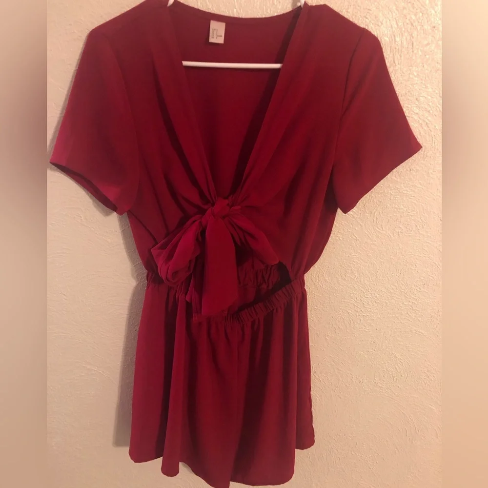 Romper - Picture 2 of 3